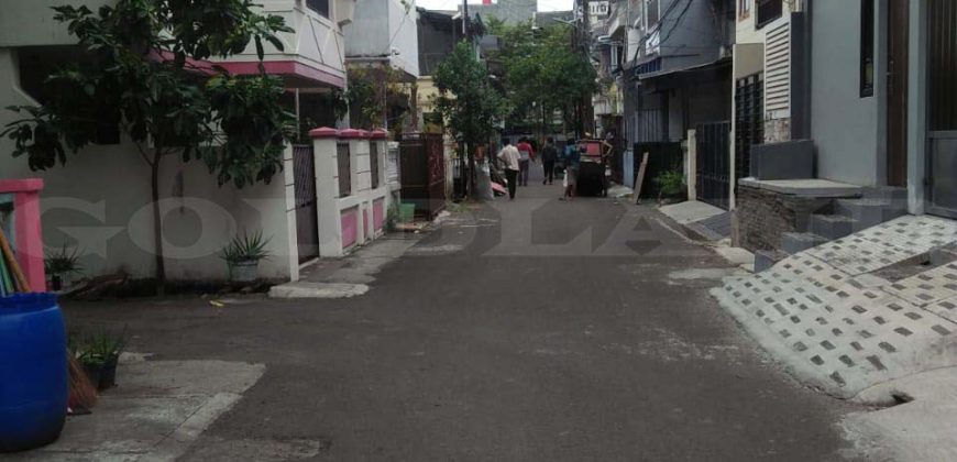 Kode : 18638 (Ds), Dijual rumah sunter, luas 105 meter (7×15 m2), Jakarta Utara