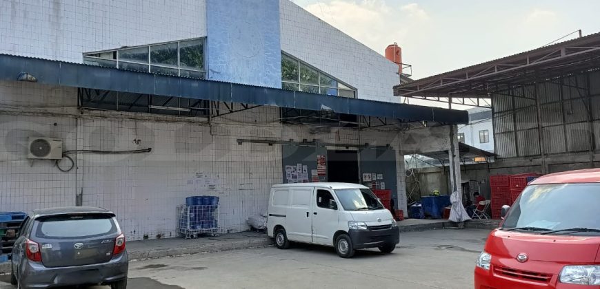 Kode : 15341 (Jm), Disewa gudang sunter, luas 1750 meter, Jakarta Utara