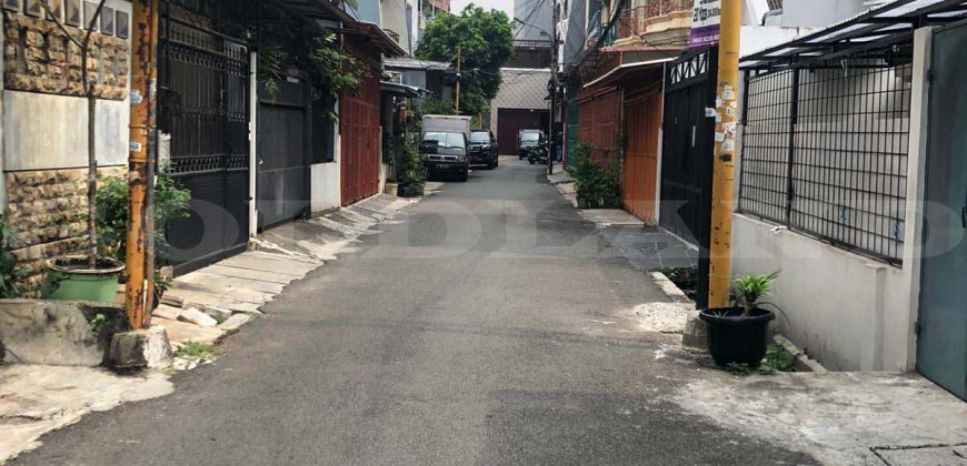 Kode : 18371 (Js), Dijual/sewa rumah jembatan lima, luas 100 meter, jakarta barat