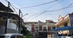 Kode : 17145 (Yl), Dijual rumah sunter, luas 102 meter (6×17 m2), Jakarta Utara