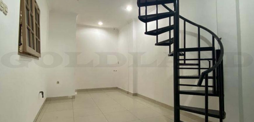 Kode : 17536 (Ha/Jm), Dijual rumah mangga besar, luas 126 meter (7×18 m2), Jakarta barat