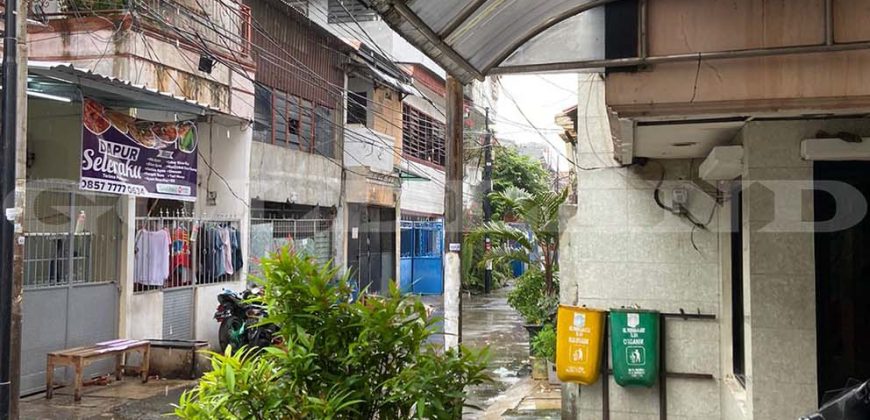 Kode : 18719 (Ad/Dj), Dijual gedung pademangan, luas 280 meter, jakarta utara
