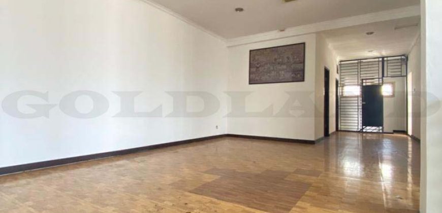 Kode : 17536 (Ha/Jm), Dijual rumah mangga besar, luas 126 meter (7×18 m2), Jakarta barat