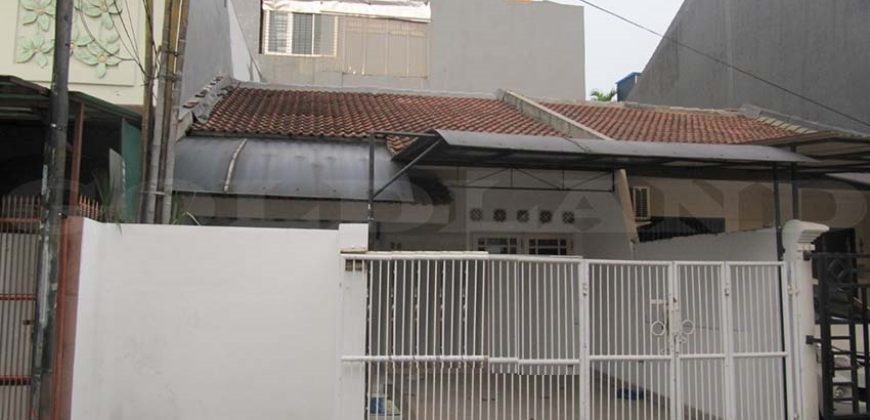 Kode : 15730 (Si/Yg), Disewa rumah sunter, luas 108 meter (6×18 m2), Jakarta Utara