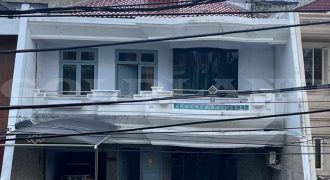 Kode : 18980 (Js), Dijual rumah suner, luas 260 meter (10×26 m2), Jakarta Utara