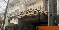 Kode : 19203 (Dj), Disewa rumah sunter, luas 105 meter (7×15 m2), Jakarta Utara