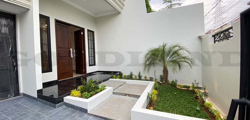 Kode : 19179 (Ad), Dijual rumah duren sawit, luas 175 meter (7×25 m2), Jakarta Timur