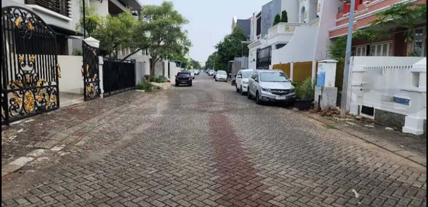 Kode : 18675 (Br/Fd), Disewa rumah kelapa gading, luas 337 meter, Jakarta Utara