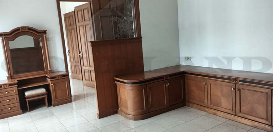 Kode : 18675 (Br/Fd), Disewa rumah kelapa gading, luas 337 meter, Jakarta Utara