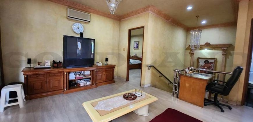 Kode : 19220 (si), Dijual rumah sunter,luas 230 meter, jakarta Utara