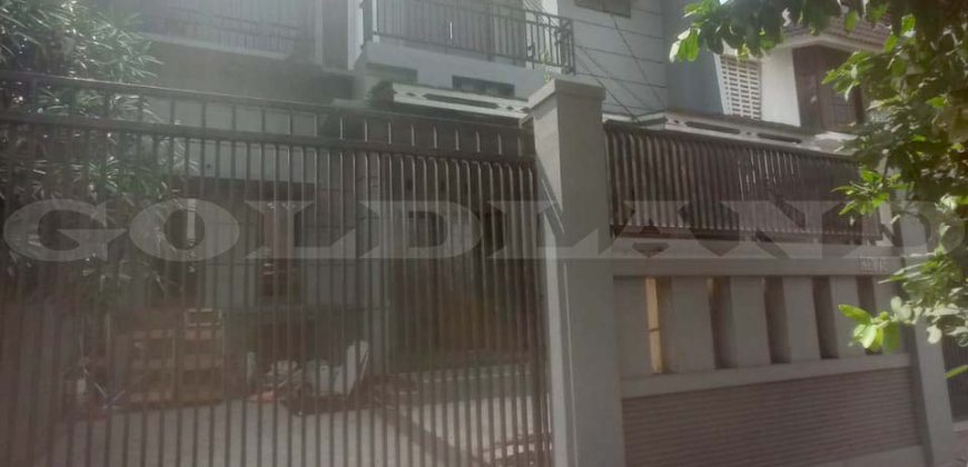 Kode : 14140 (Ap), Disewa rumah sunter, luas 200 meter (10×20 m2), Jakarta Utara