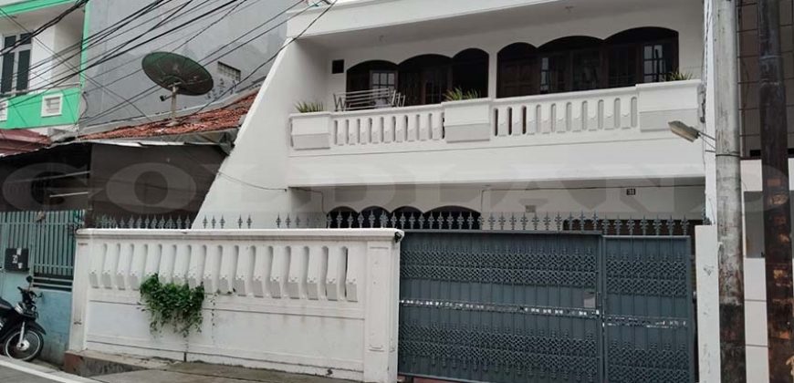 Kode : 19282 (Ad), Dijual rumah kemayoran, luas 336 (12×28 m2), Jakarta Pusat