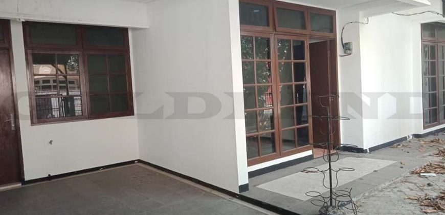 Kode : 10815 (Dj), Disewa rumah sunter, luas 150 meter (10×15 m2), Jakarta Utara