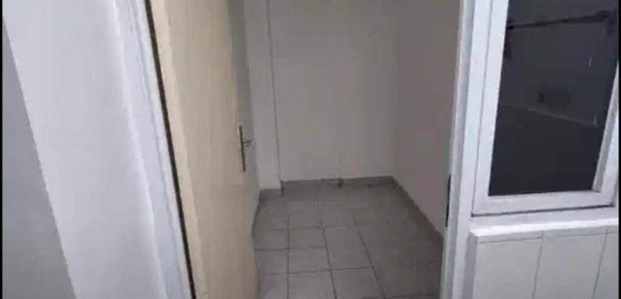 Kode : 15906 (Dj), Disewa rumah sunter, luas 94 meter, jakarta Utara