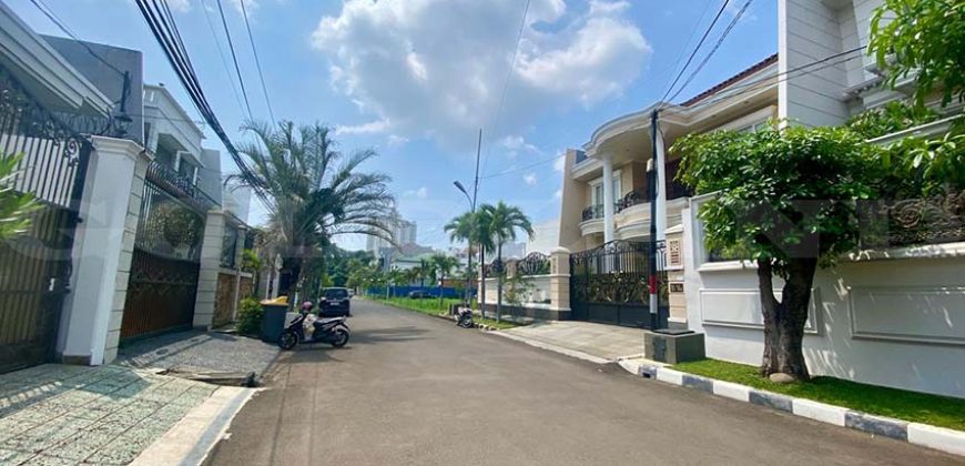 Kode : 19051 (Fd), Dijual rumah sunter, luas 465 m2 (15×31 m2), Jakarta Utara