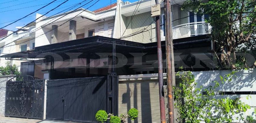 Kode : 14369 (Ds/At), Dijual rumah sunter, luas 200 m2 (8×25 m2), Jakarta Utara