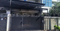 Kode : 14369 (Ds/At), Dijual rumah sunter, luas 200 m2 (8×25 m2), Jakarta Utara