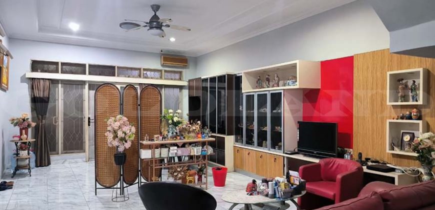 Kode : 14369 (Ds/At), Dijual rumah sunter, luas 200 m2 (8×25 m2), Jakarta Utara