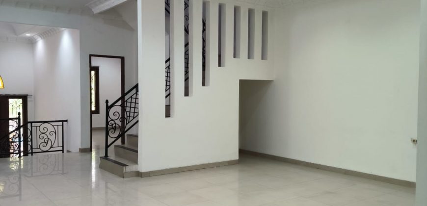 Kode : 18202 (Jh/At), Disewa rumah sunter, luas 140 m2 (7×20 m2), Jakarta Utara