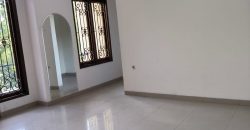 Kode : 18202 (Jh/At), Disewa rumah sunter, luas 140 m2 (7×20 m2), Jakarta Utara