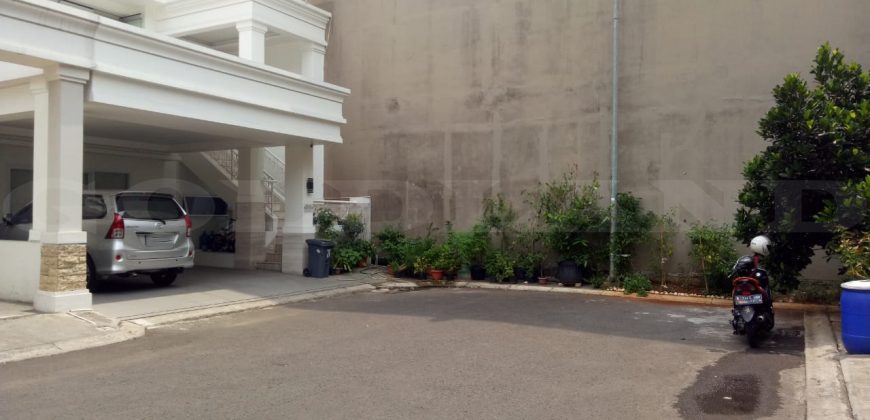 Kode : 17725 (Si/Bn), Disewa rumah sunter,luas 144 m2, Jakarta Utara