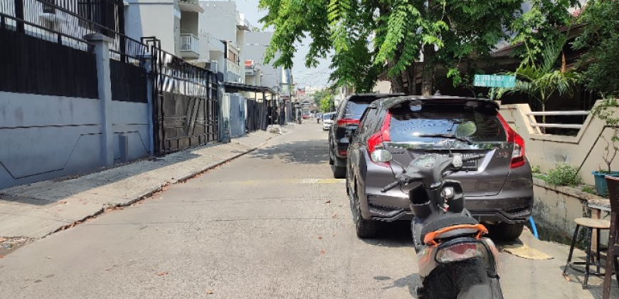 Kode : 20114 (Si), Dijual rumah sunter, luas 300 m2, jakarta Utara