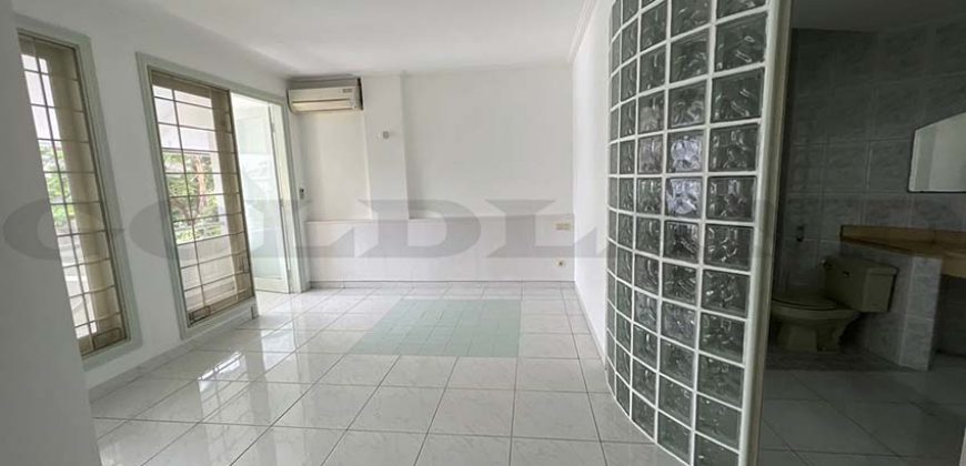 Kode : 20139 (Dj), Dijual rumah Pik, luas 135 m2, jakarta Utara