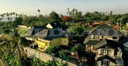 Kode : 19734 (So),Dijual Villa gianyar,luas 1400 m2,Bali