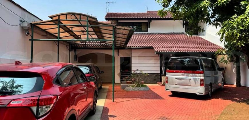 Kode : 20349 (Si/Bn),Dijual rumah sunter,luas 348 m2,jakarta Utara