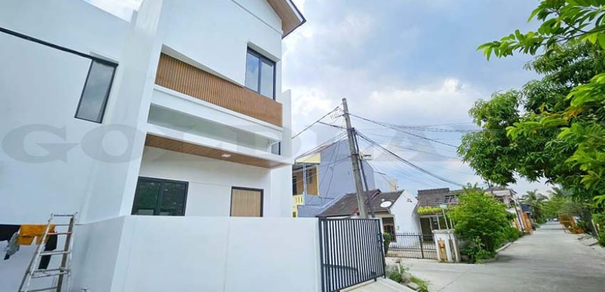 Kode : 20329 (Si),Dijual rumah harapan indah,luas 70 m2,Bekasi