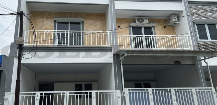 Kode : 20581 (Br), Dijual rumah duri kepa,luas 67,71 m2,jakarta barat