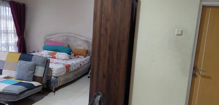 Kode : 18947 (Ds),Dijual rumah kelapa gading,luas 180 m2,jakarta Utara