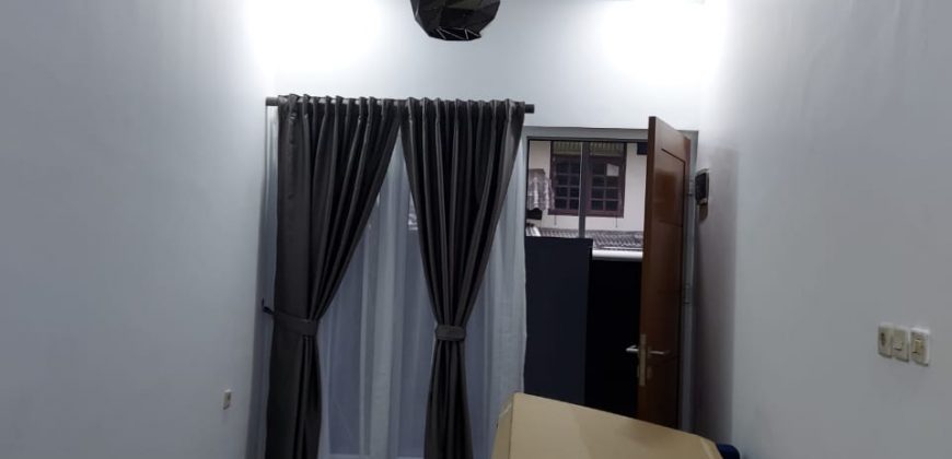 Kode : 11180 (No),Dijual rumah cilincing,luas 100 m2,Jakarta Utara