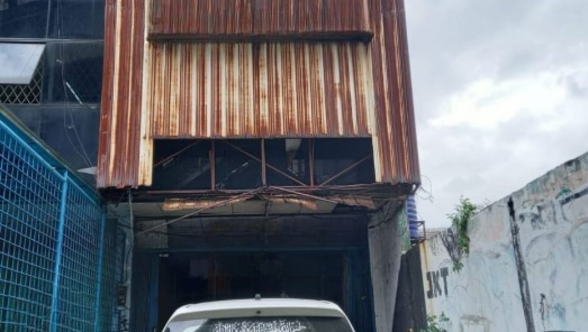 Kode : 20632 (At),Dijual ruko ciledug,luas 117.5 m2,Tangerang