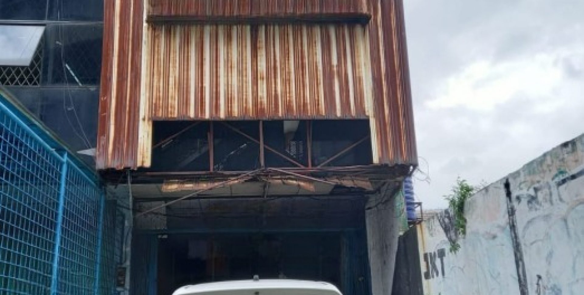 Kode : 20632 (At),Dijual ruko ciledug,luas 117.5 m2,Tangerang