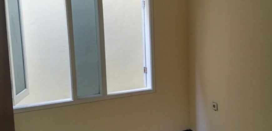 Kode : 02027 (At/Br),Dijual rumah Bekasi Barat,luas 108 m2,Bekasi