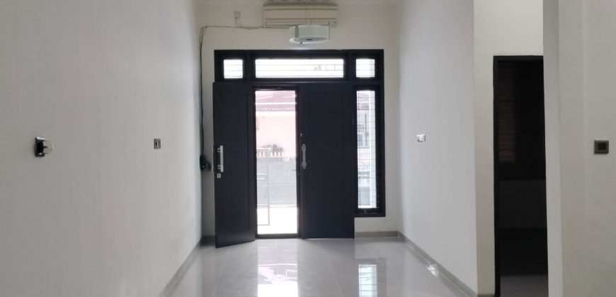 Kode : 20723 (Jn),Disewa rumah sunter,luas 84 m2,Jakarta Utara