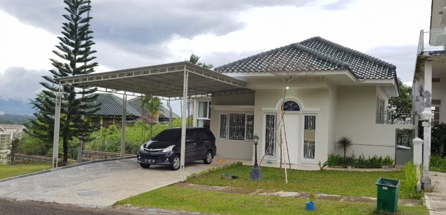 Kode : 20735 (Ta),Dijual rumah sentul,luas 325 m2,Jawa barat