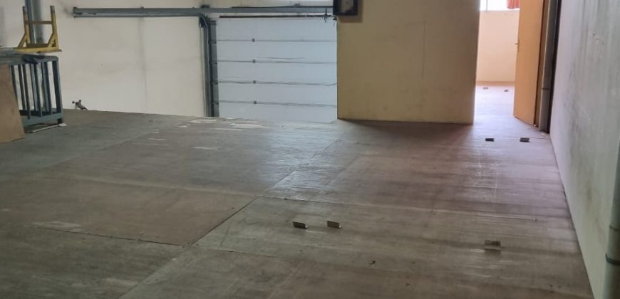 Kode : 20736 (Si),Disewa gudang bizpark,luas 216 m2,jakarta Timur