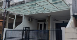 Kode : 20723 (Jn),Disewa rumah sunter,luas 84 m2,Jakarta Utara