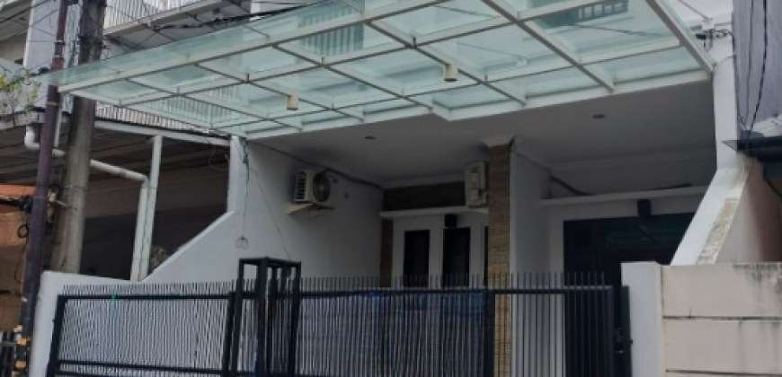 Kode : 20723 (Jn),Disewa rumah sunter,luas 84 m2,Jakarta Utara