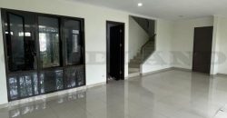 Kode : 20375 (Dj),Dijual rumah Bsd, luas 300 m2, Tangerang
