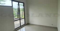 Kode : 20375 (Dj),Dijual rumah Bsd, luas 300 m2, Tangerang