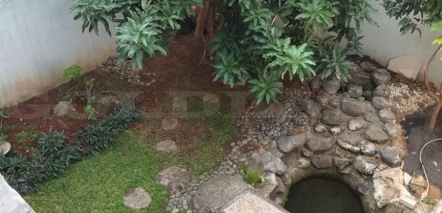 Kode : 20376 (Dj),Dijual rumah tanjung duren,luas 337.5 m2,Jakarta barat