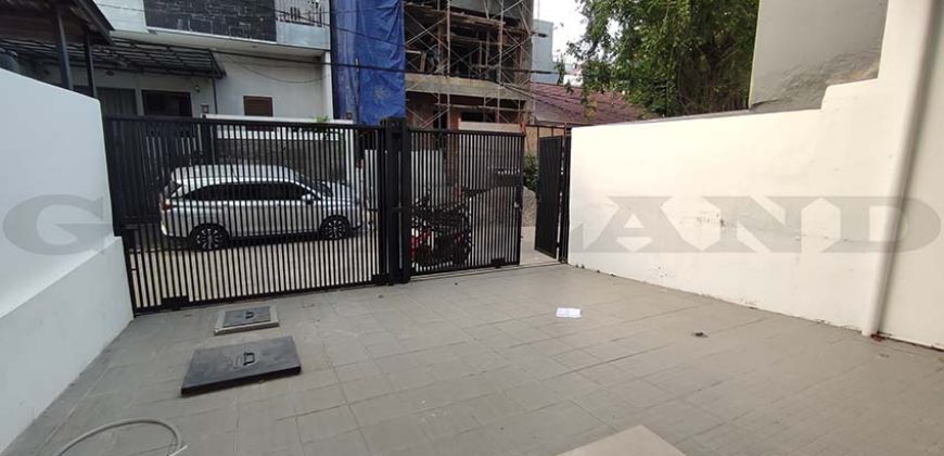 Rumah Disewa Sunter, Luas 6×18 Meter, Kode :19561 Si