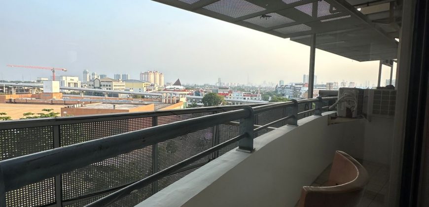 Apartemen Disewa The Park Residence, Semi Furnish, Luas 84 Meter, Kode :20097 Ha