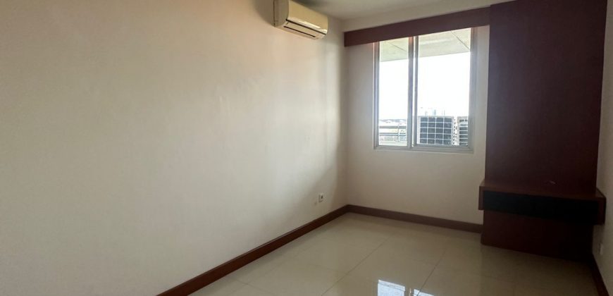 Apartemen Disewa The Park Residence, Semi Furnish, Luas 84 Meter, Kode :20097 Ha