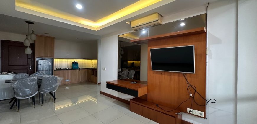 Apartemen Disewa The Park Residence, Semi Furnish, Luas 84 Meter, Kode :20097 Ha