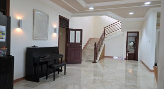 Rumah Dijual Bogor, Luas 736 Meter, Kode :21122 Fd/Wb Rumah Dijual Bogor, Luas 736 Meter, Kode :21122 Fd/Wb