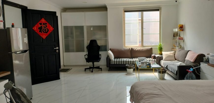 Rumah Dijual Ancol, Semi Furnish, Luas 8×15 Meter, Kode :20001 Ak/Jn